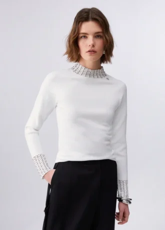 Maglione con cut-out e ricami gioiello Maglione con cut-out e ricami gioiello